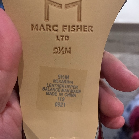 BNWT Marc Fisher Karima Pewter Heels - Picture 4 of 7